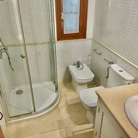 - 6 Person With Private Pool *