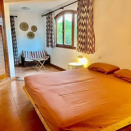 - 6 Person With Private Pool Casa vacanze *