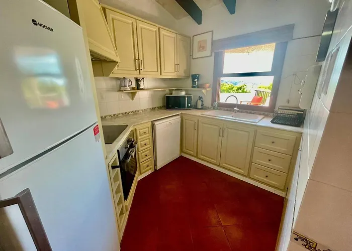 Holiday home 3 Avec Piscine - *