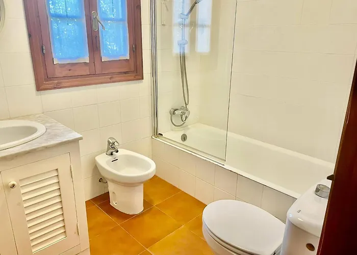 3 Avec Piscine - Ferienhaus *